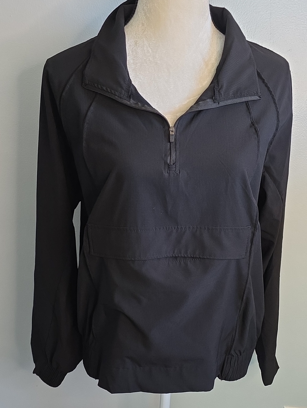 VOGO Athletica Black Half-Zip Utility Jacket / Large